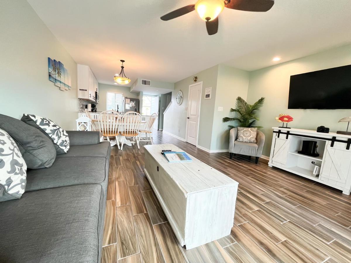 Rockport Waterfront Condo With A View 外观 照片