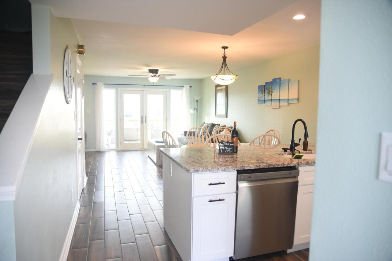 Rockport Waterfront Condo With A View 外观 照片