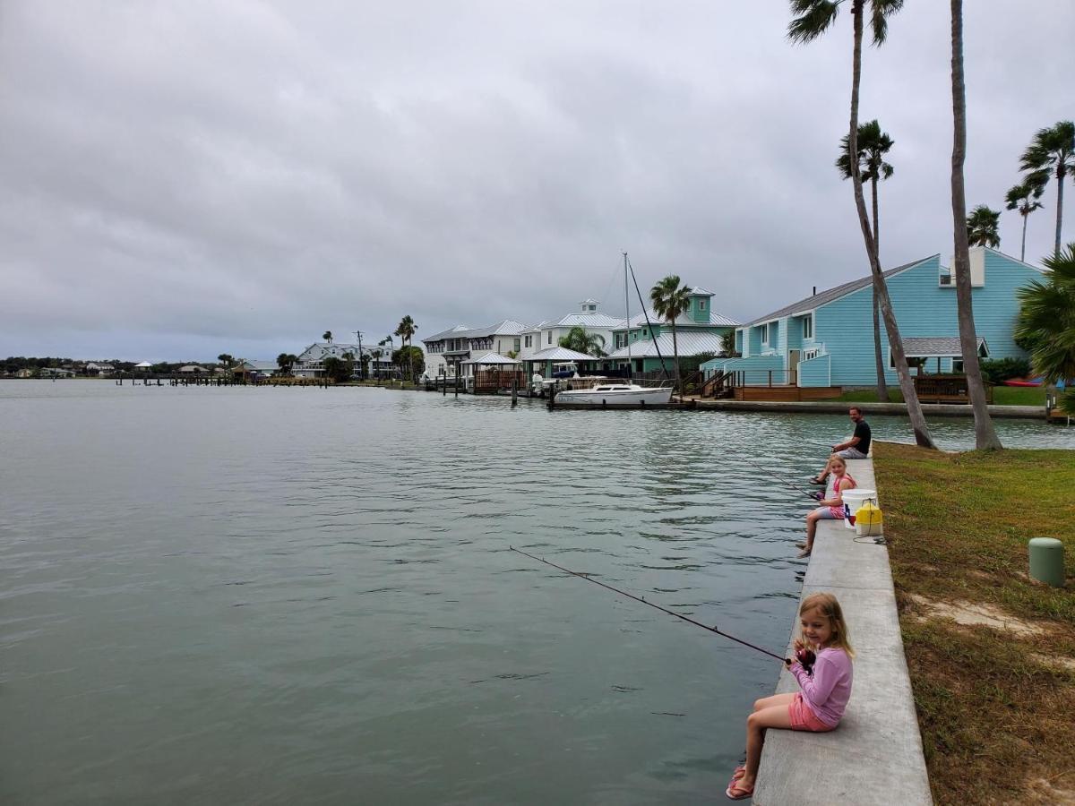 Rockport Waterfront Condo With A View 外观 照片