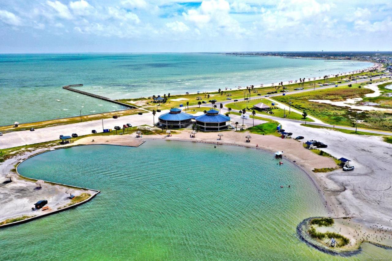 Rockport Waterfront Condo With A View 外观 照片